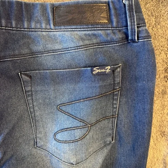 Seven7 Rocker Slim Flare Jeans 14 Dark Wash High Rise Pull On Stretch Denim - Picture 6 of 6